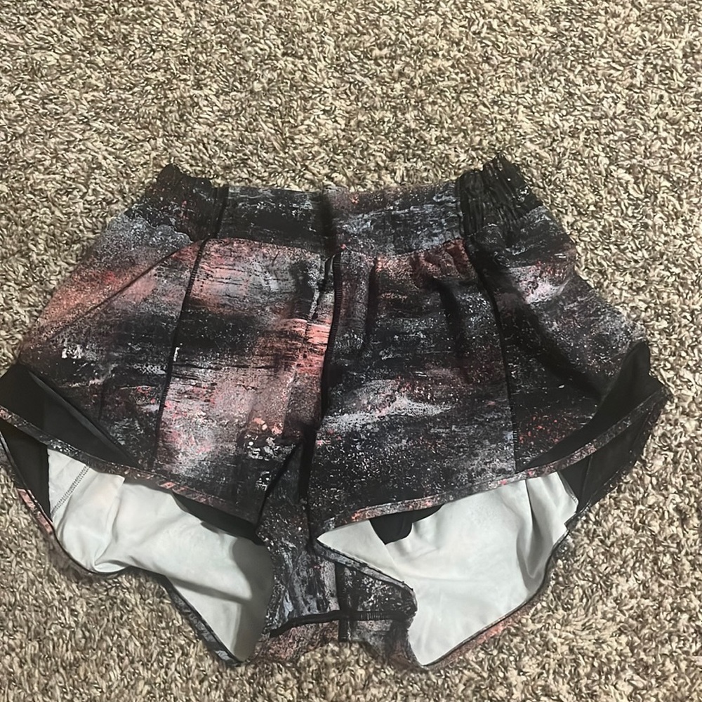 HOTTY HOT SHORTS (2.5 in.)